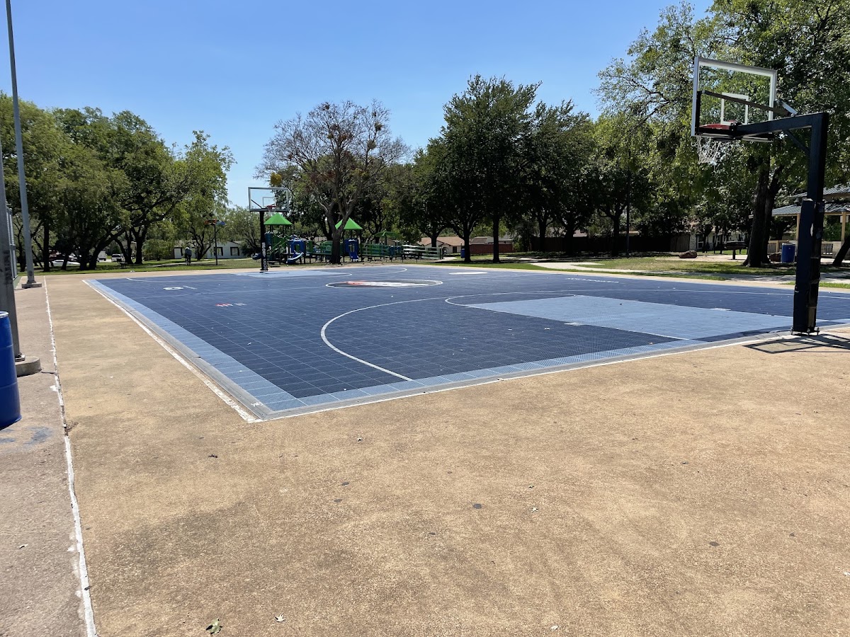 Rhoton Pickleball Courts - Photo 2