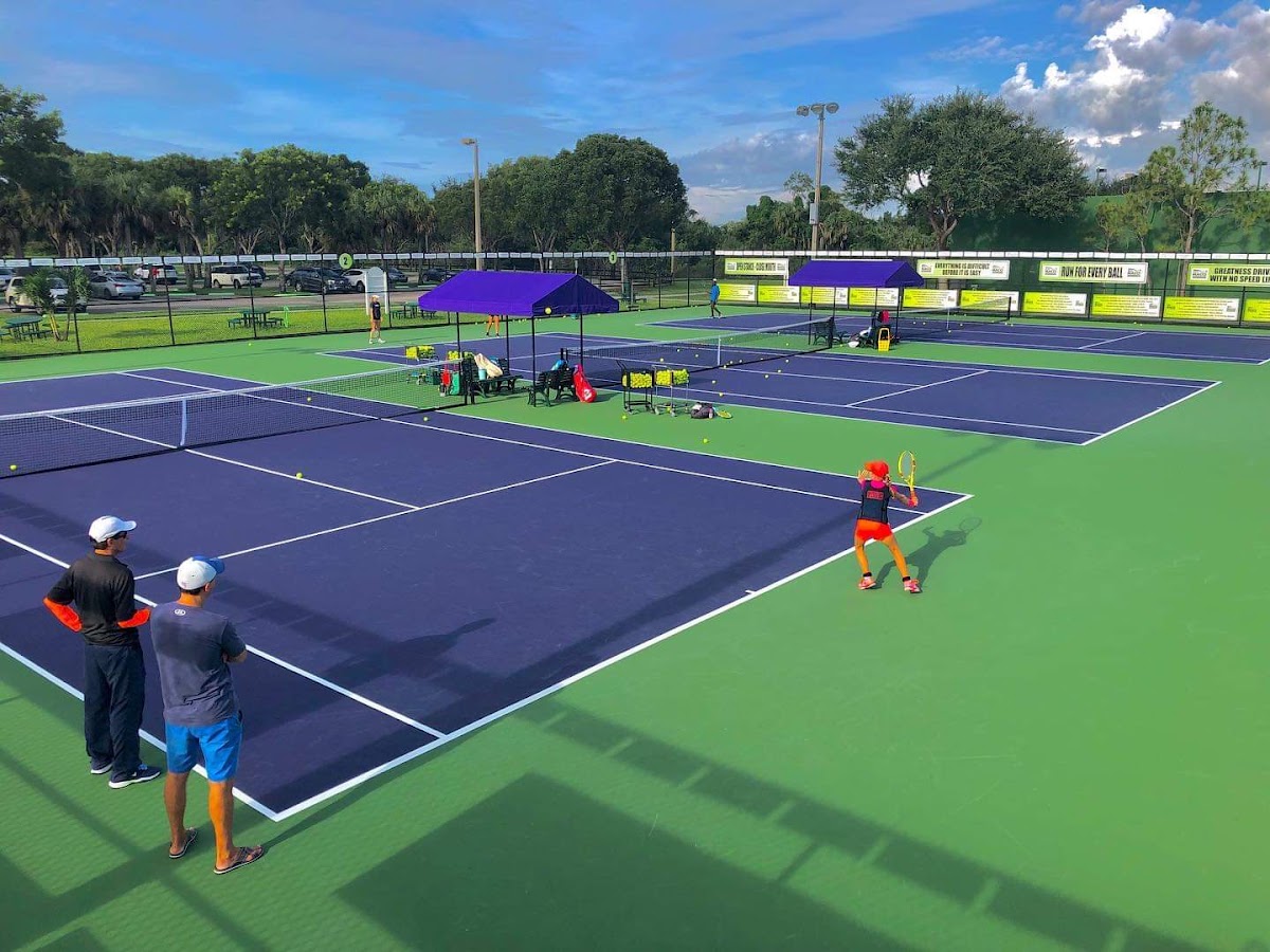 Rick Macci Academy and Tennis Center - Photo 2