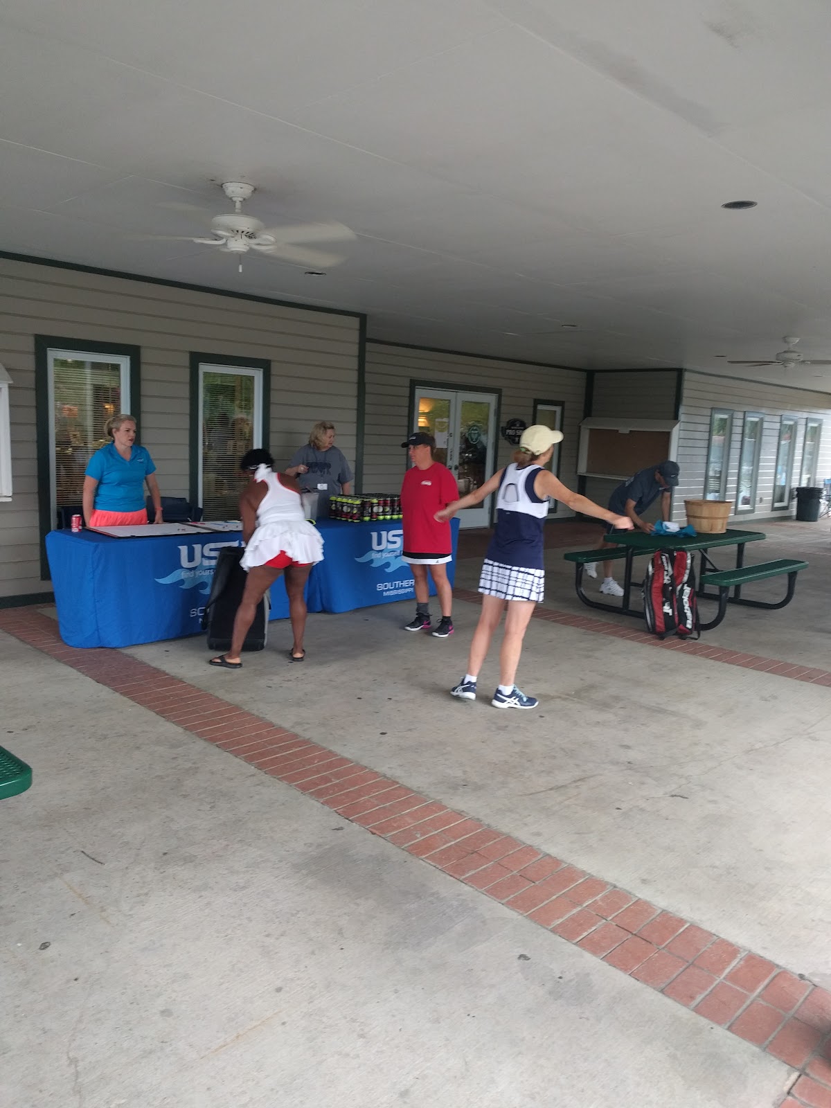 Ridgeland Tennis Center - Photo 2