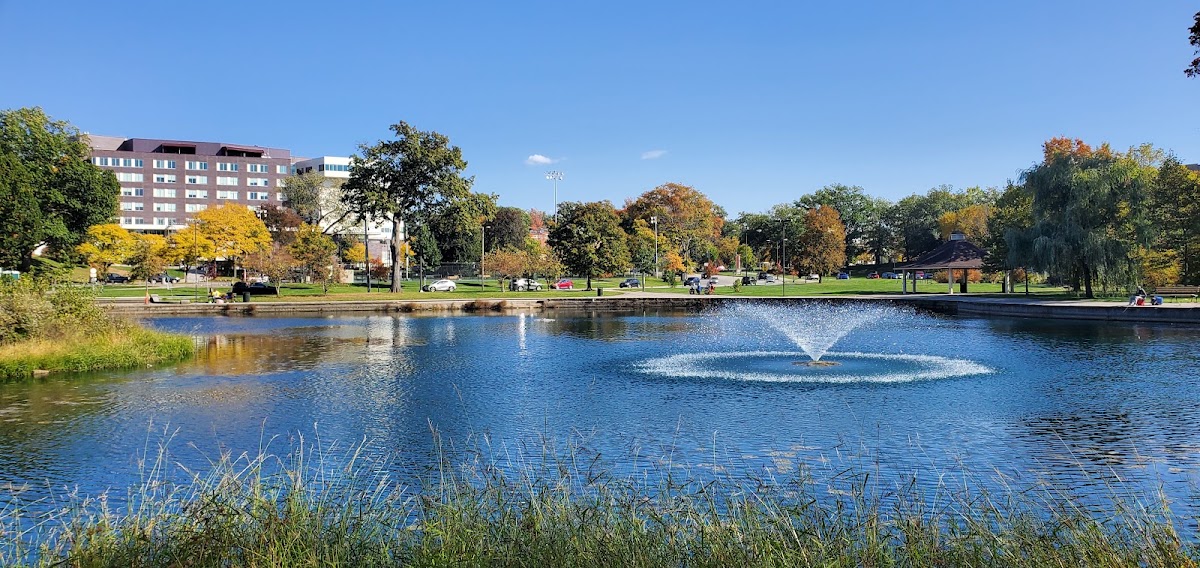Rockefeller Park Tennis Courts - Photo 3