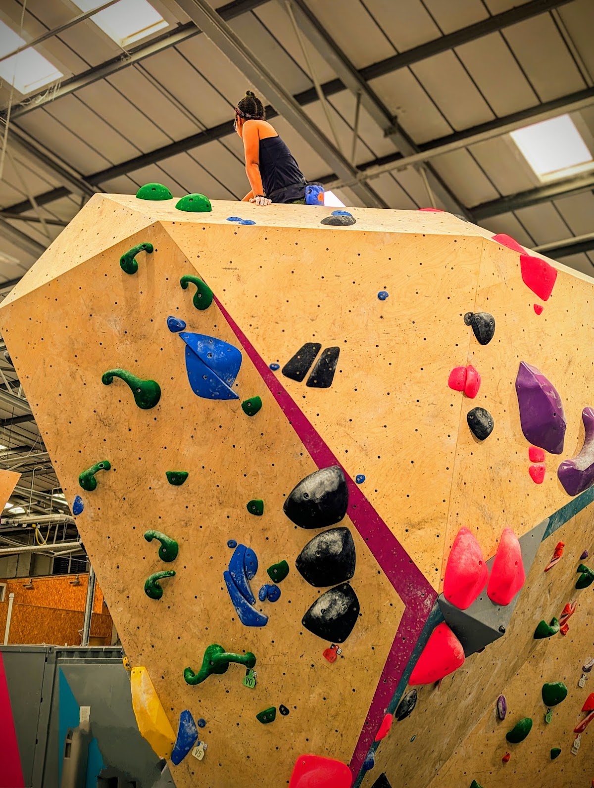 Rockstar Bouldering & Fitness Swindon - Techno - Photo 3