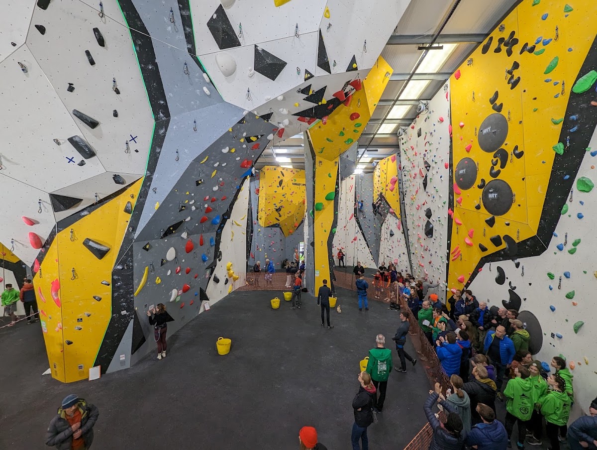 Rockstar Climbing & Fitness Swindon - Photo 2