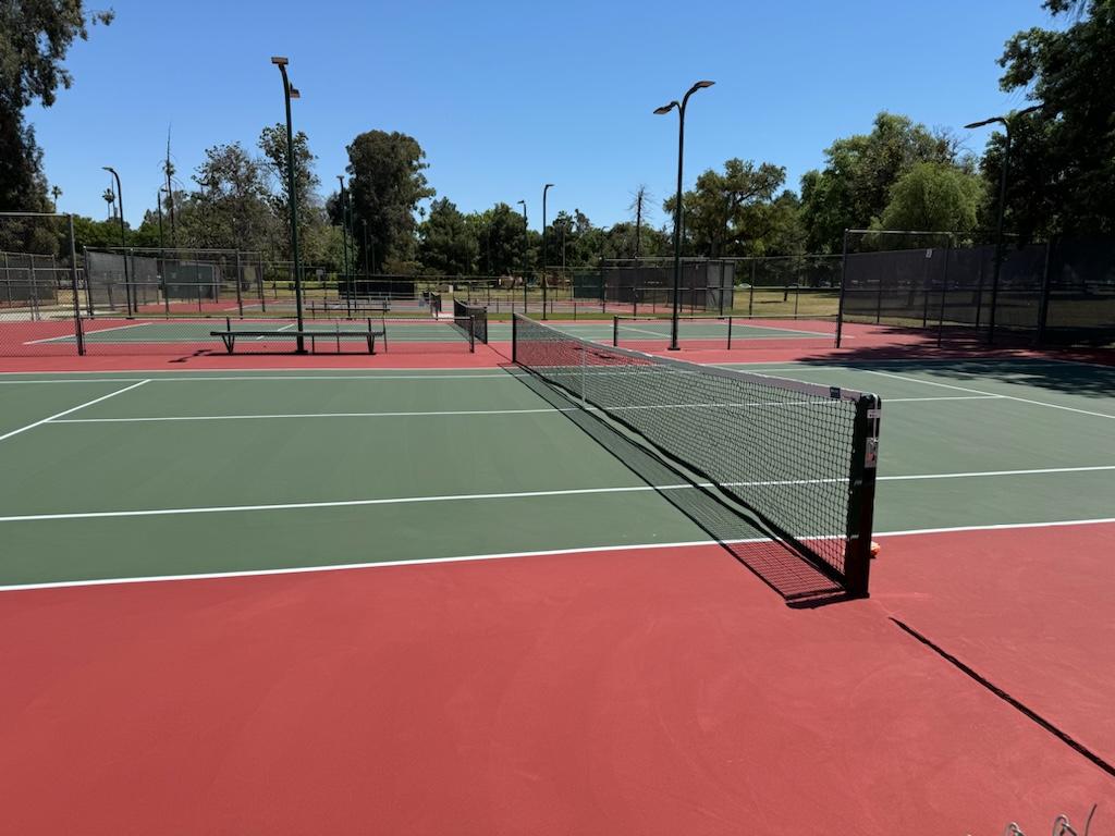Roeding Park Tennis Center - Photo 1
