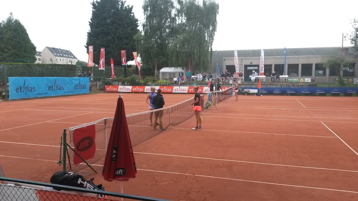 Royal Charles Quint Tennis & Padel Club 🎾 - Photo 1