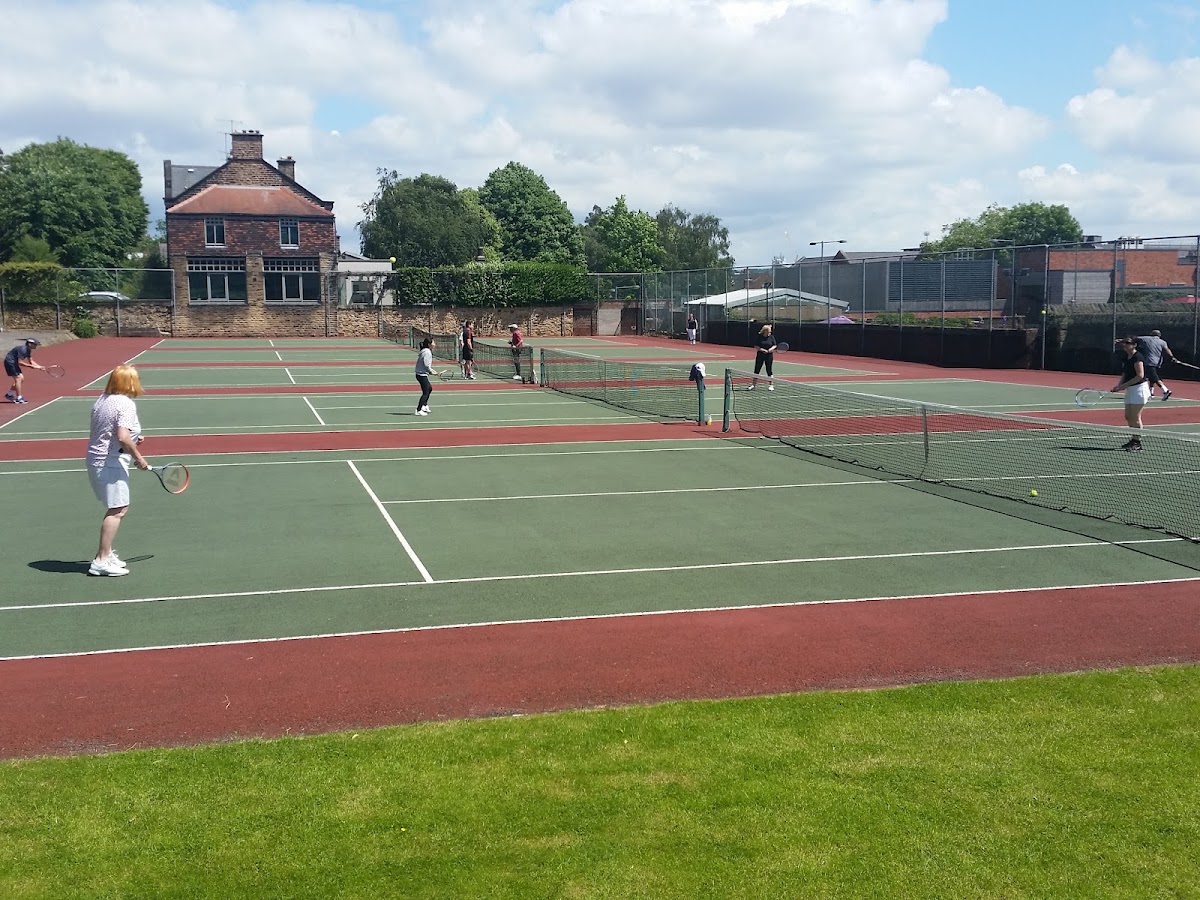 Rustlings Lawn Tennis Club - Photo 1