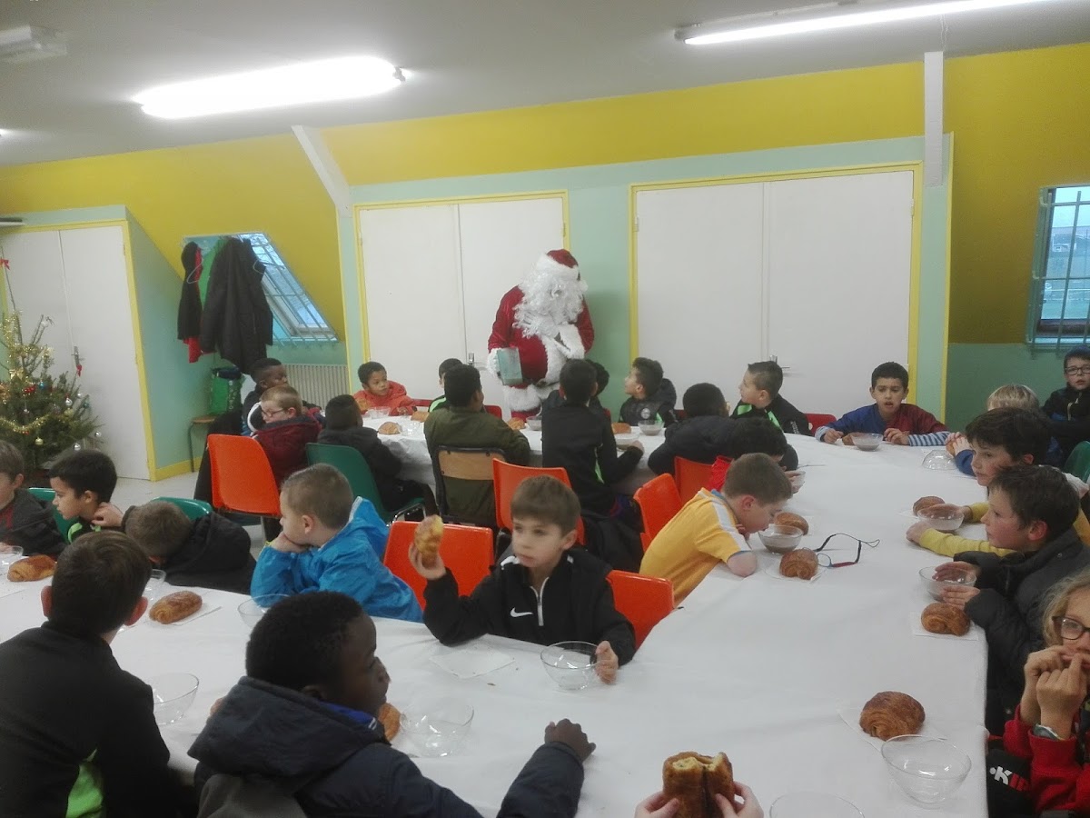 Saint-Brieuc Football Ouest - Photo 3