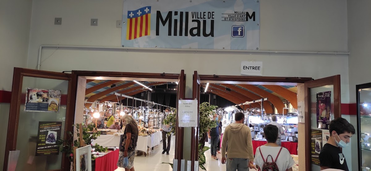 Salle des fêtes de Millau - Photo 3