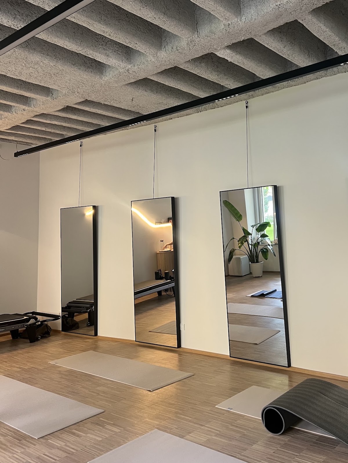 SALUTE - Pilates - Photo 3