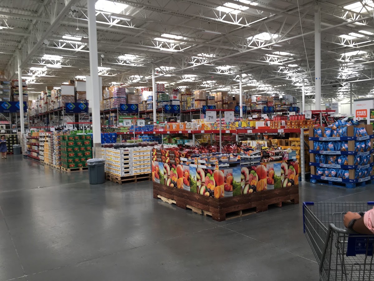Sam's Club - Photo 2