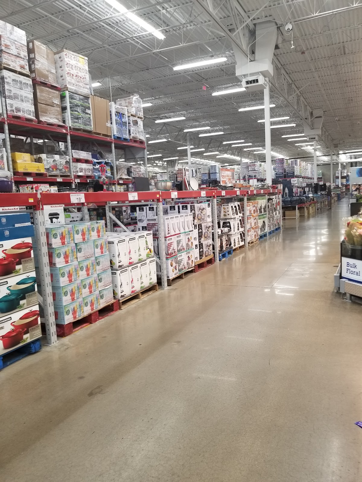 Sam's Club - Photo 2