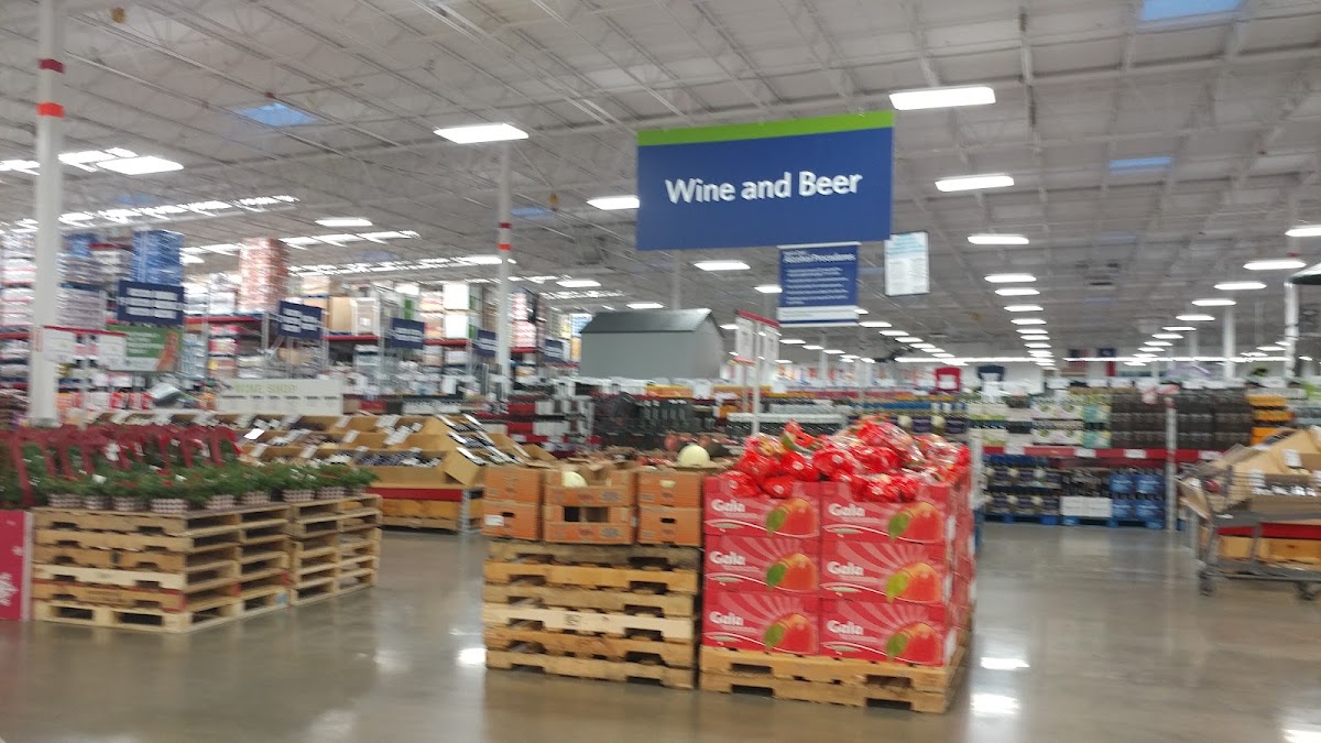 Sam's Club - Photo 2