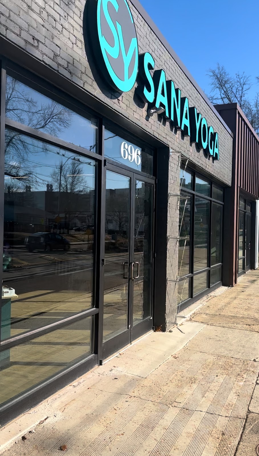 SANA Yoga Downtown Memphis - Photo 2