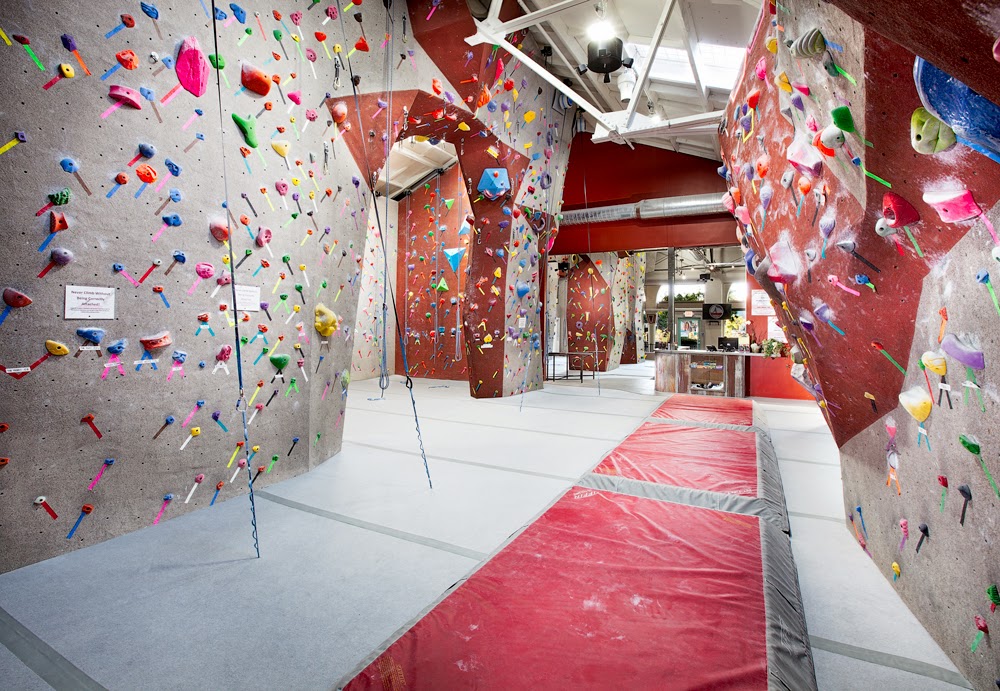 Santa Barbara Rock Gym - Photo 1