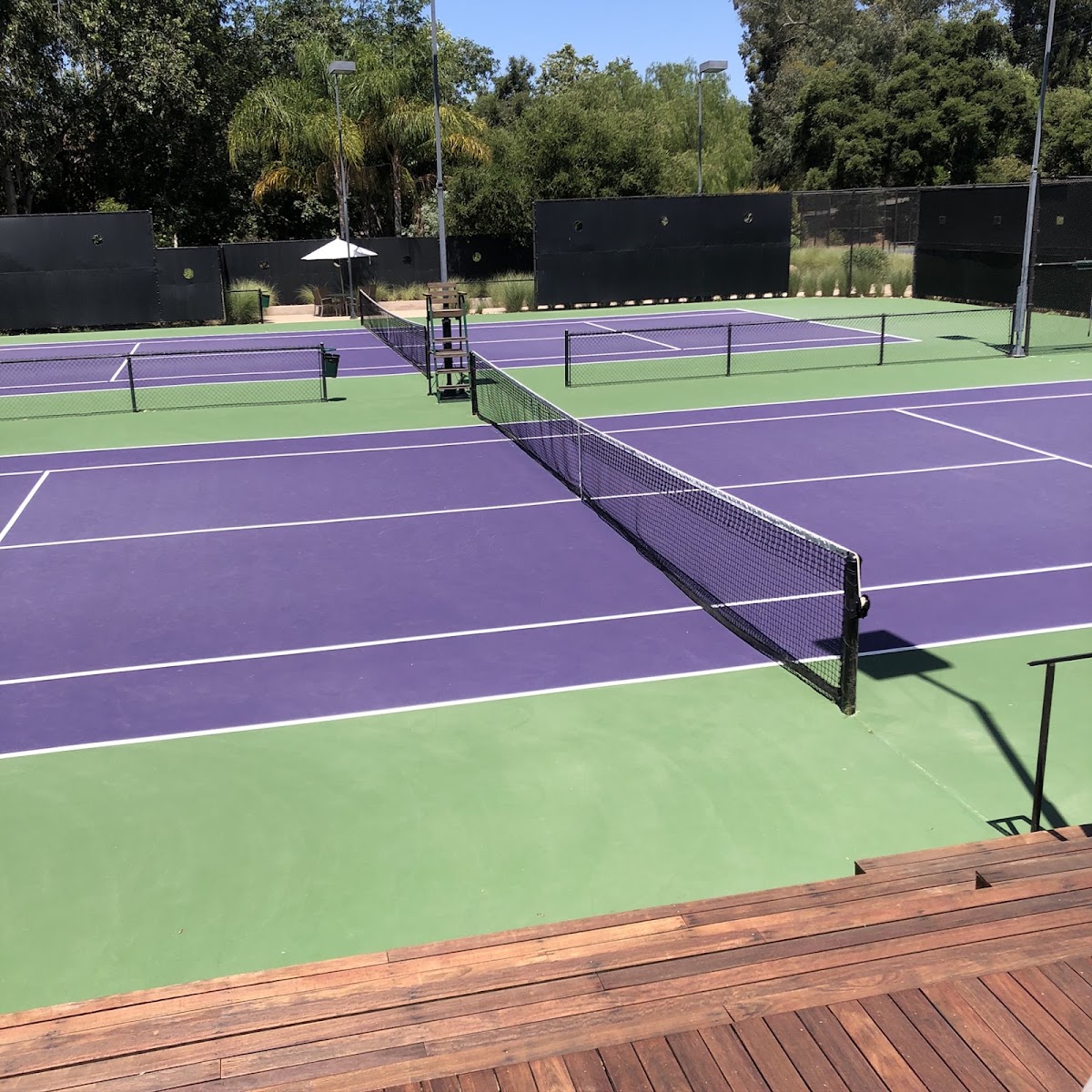 Santa Barbara Tennis Club - Photo 2