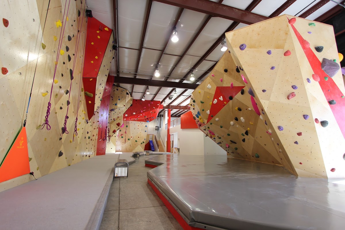 SANTA FE CLIMBING CENTER - Photo 1