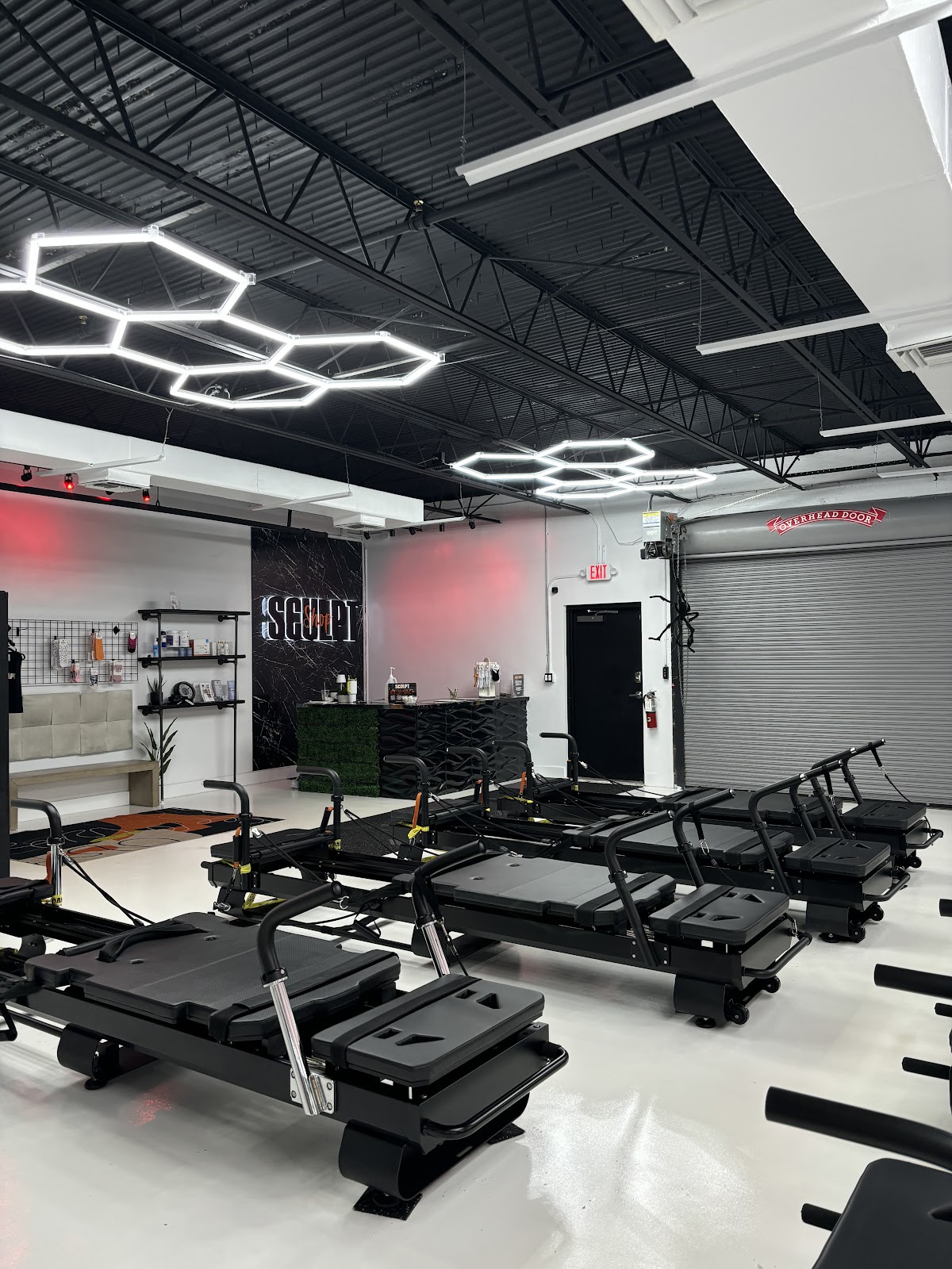 Sculpt Shop - Photo 1
