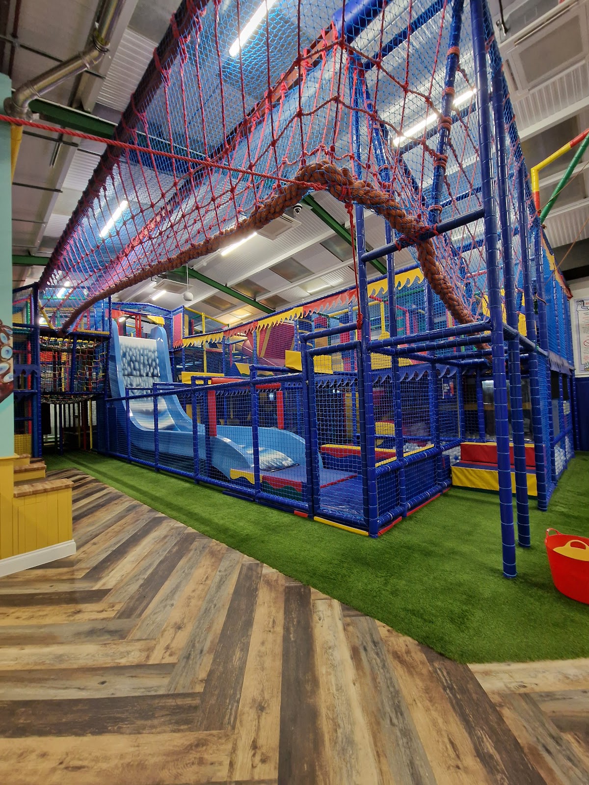 Seal’s Cove Adventure Centre - Photo 2