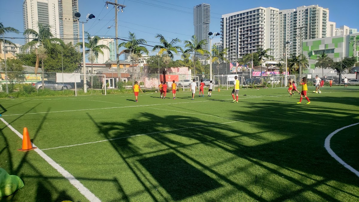 Sevilla Soccer Academy Miami - Photo 2