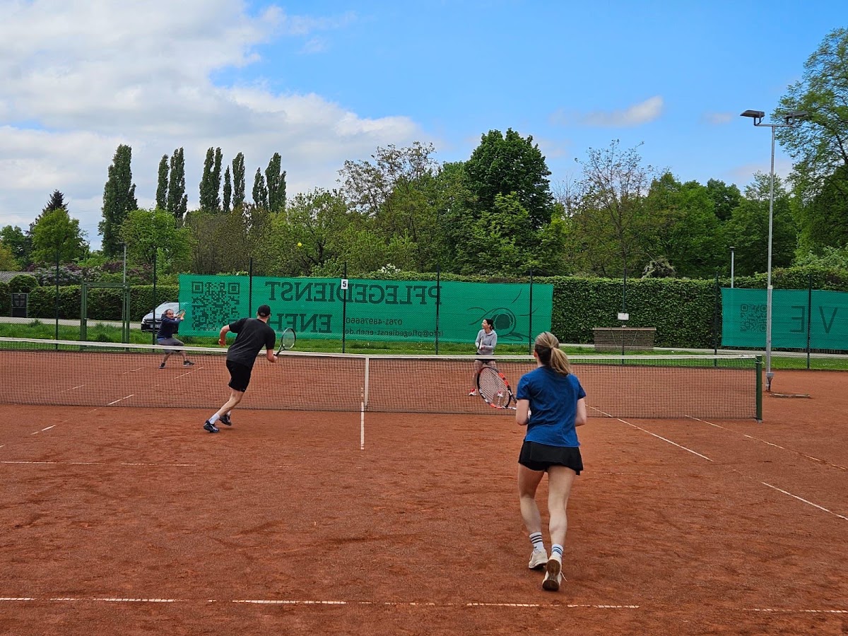 SFE Tennis-Abteilung - Photo 2