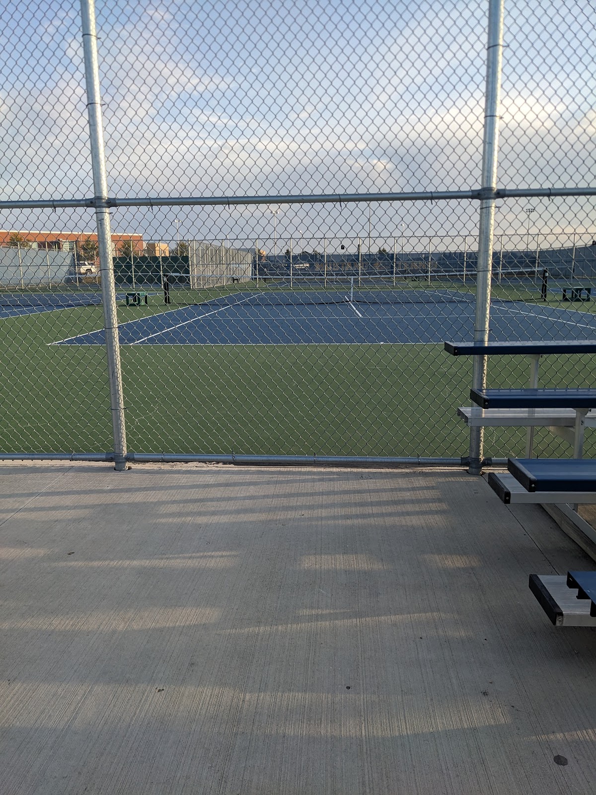 Sheyenne High School Tennis Courts - Photo principale
