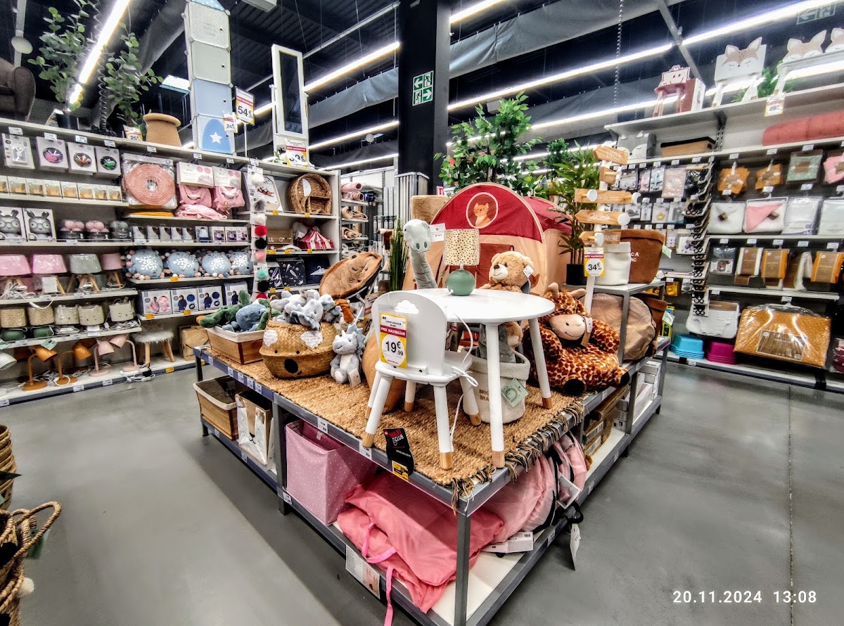 Shopping Promenade Arles - Photo 3