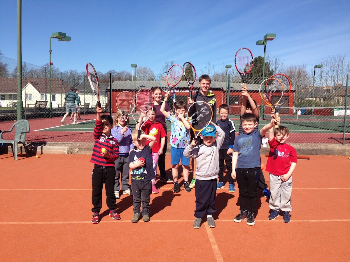 Simon Porter Tennis - Photo 1