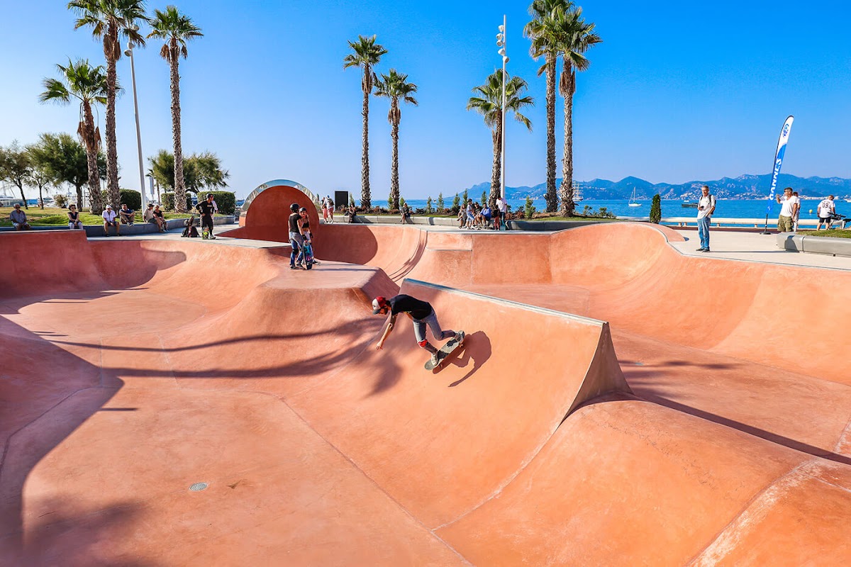 Skatepark de la Roseraie (Bowl de Cannes) - Photo 1