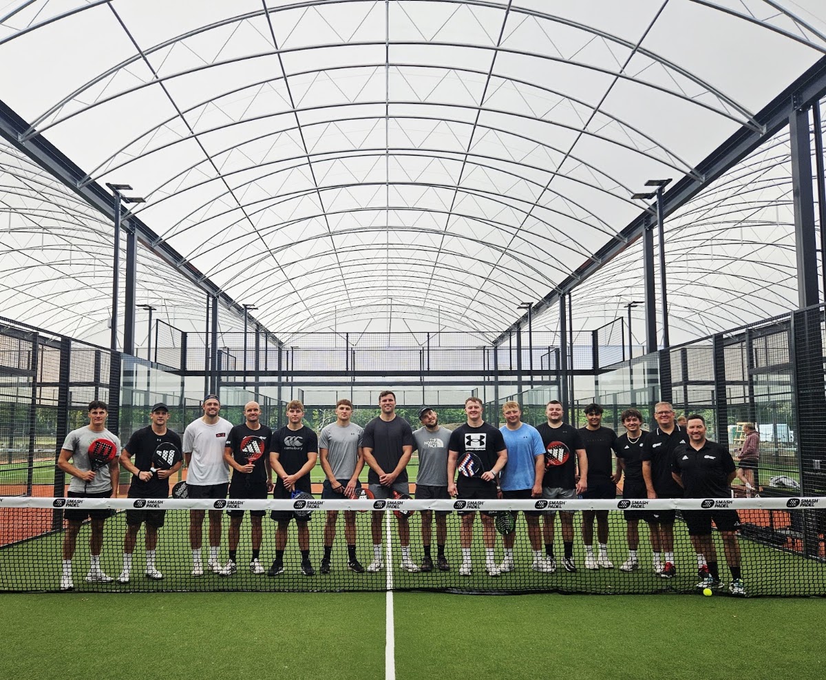 Smash Padel Cardiff - Photo 3