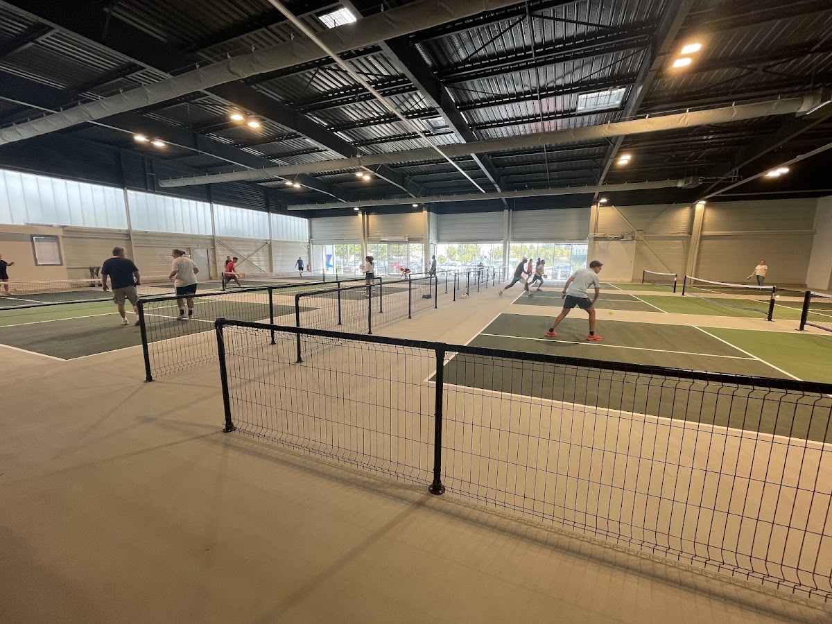 Smash pickleball