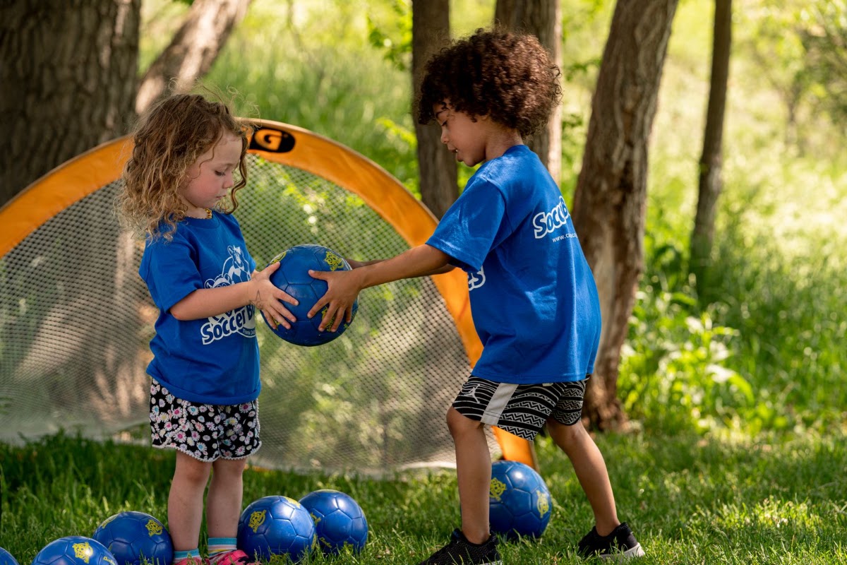 Soccer Buddies - Photo 3