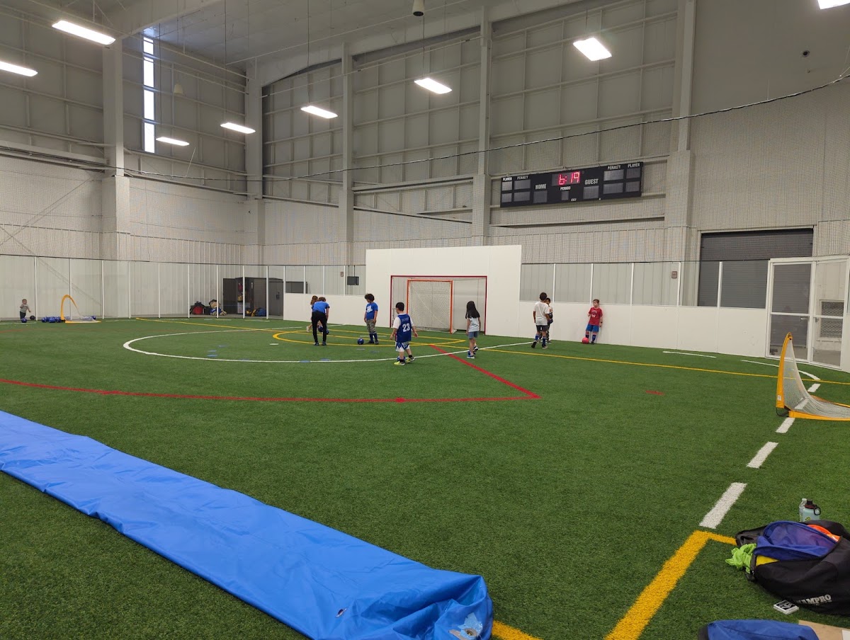 Soccer Buddies - Photo 2