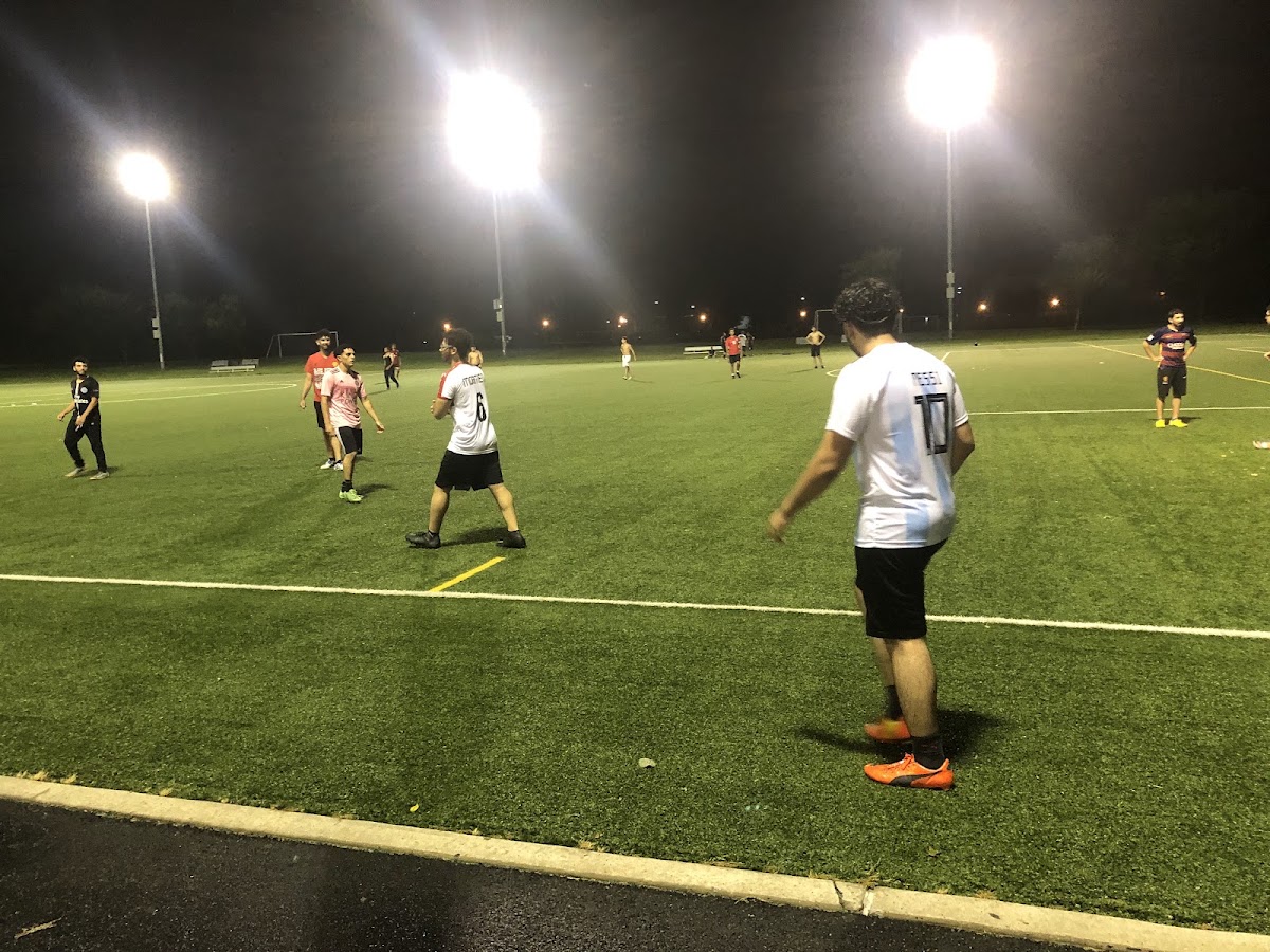 Soccer field - Photo 3