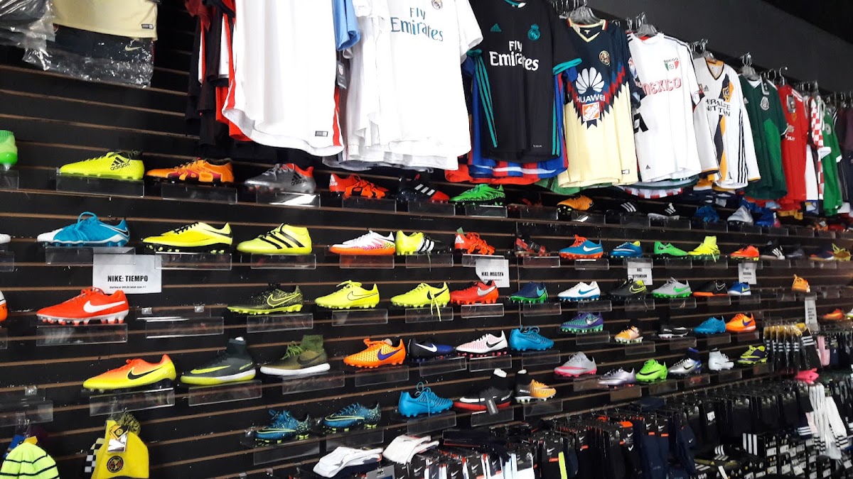 Soccer Warehouse USA - Photo 3