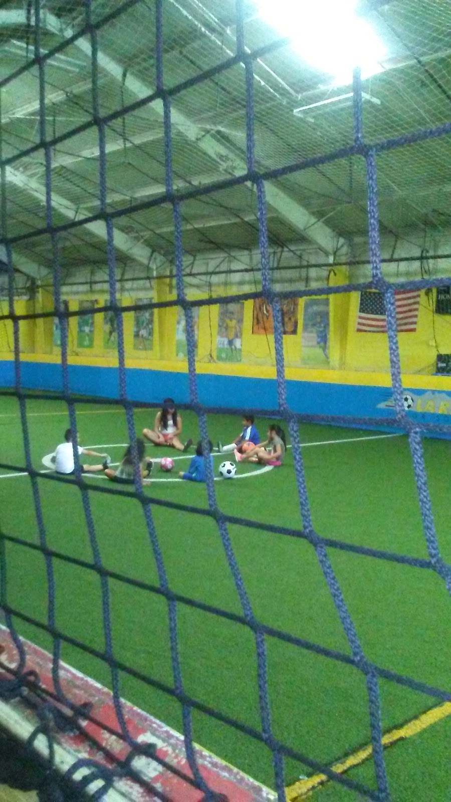 Solo Indoor Soccer - Photo 1
