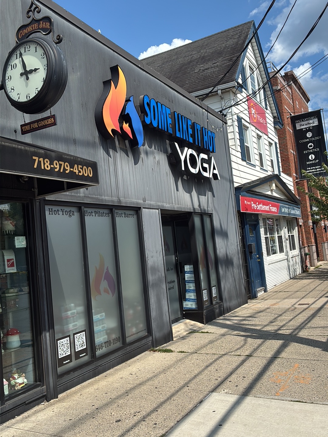 Some Like It Hot Yoga& Wellness - Photo 3