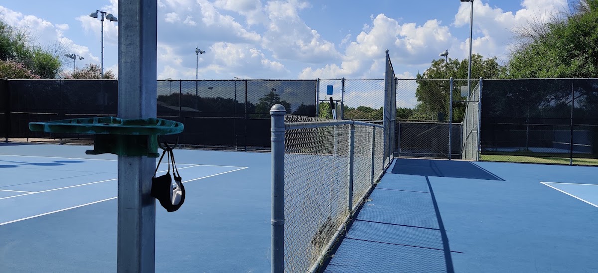 South Austin Tennis Center - Photo 3