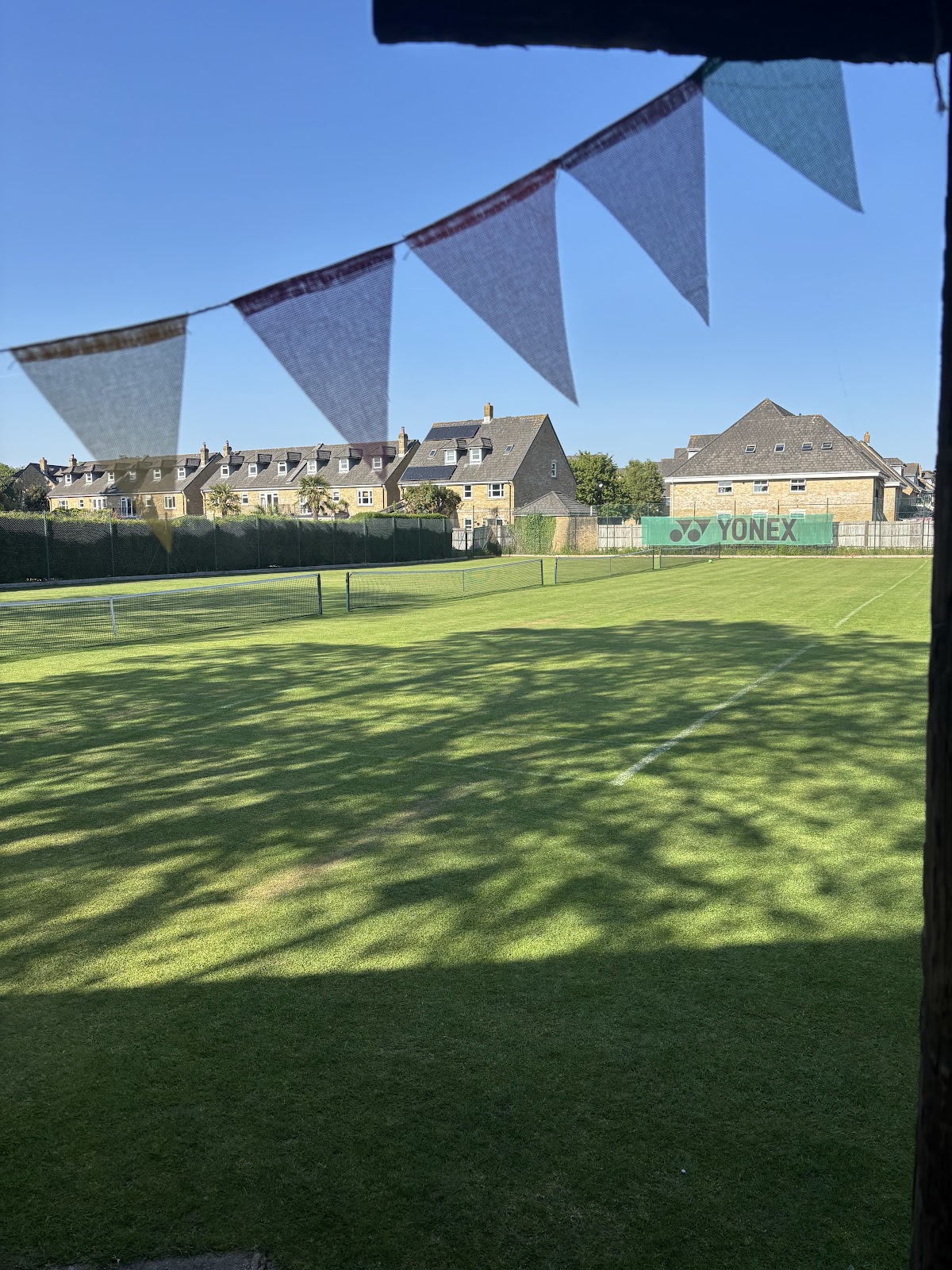 South Hants Lawn Tennis Club - Photo 3