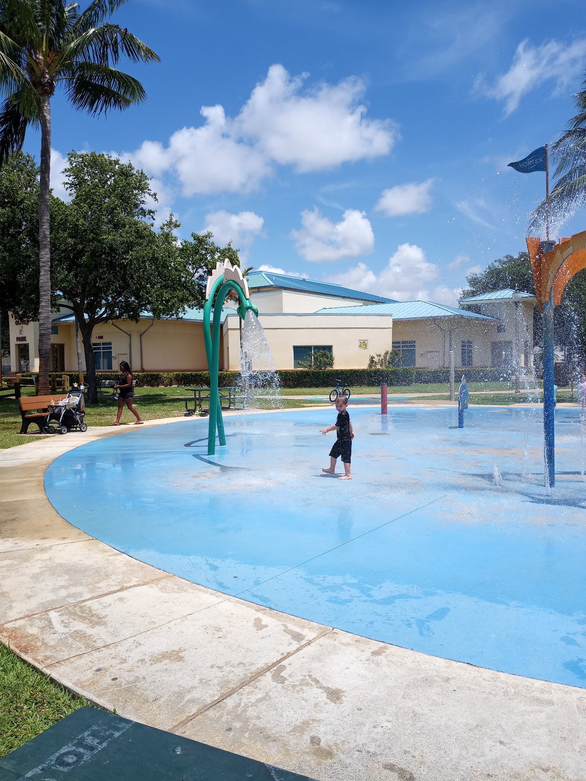 South Olive Park - Photo 3