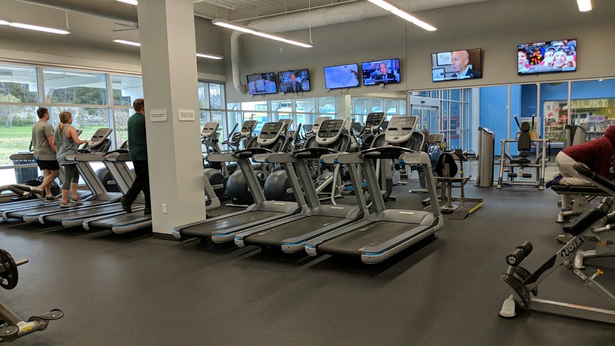 Southeast Community Center - Photo 2