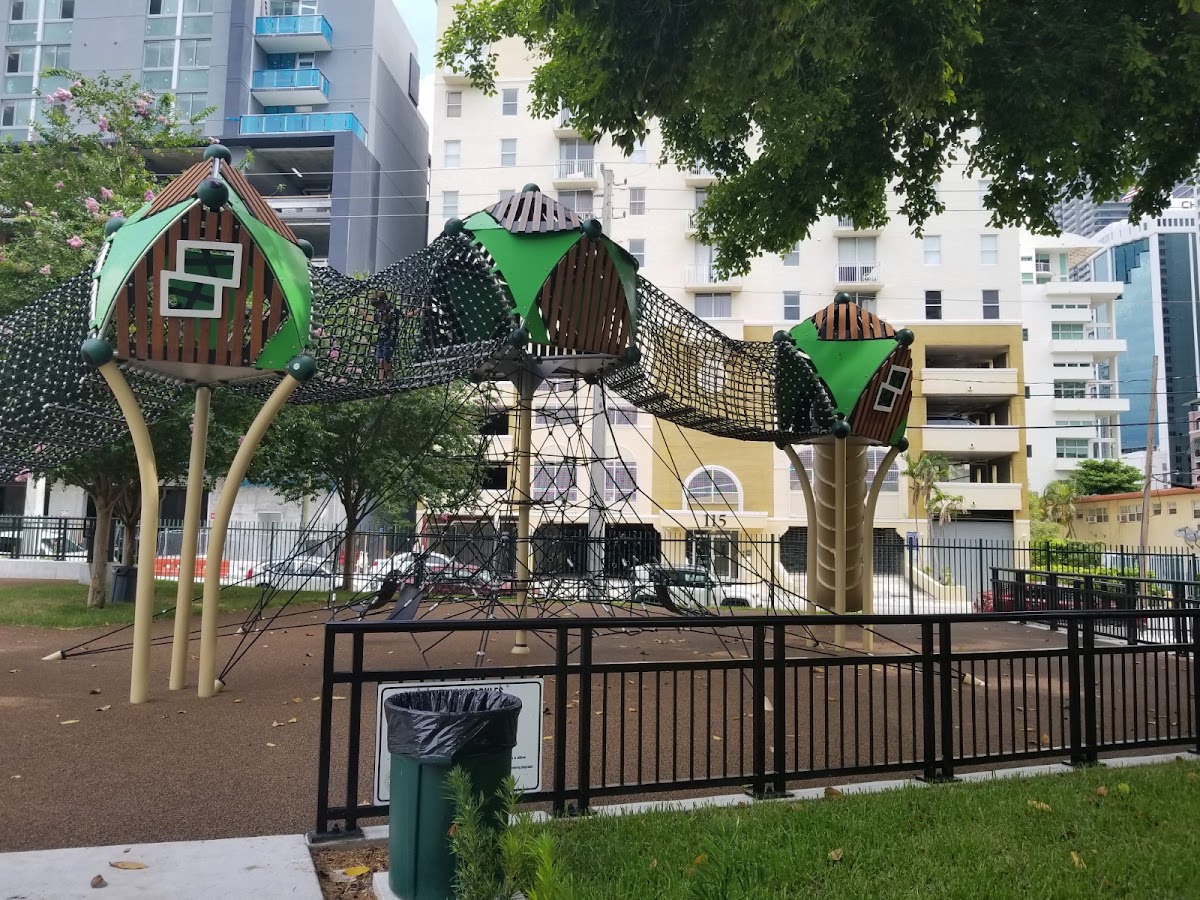 Southside Park - Photo 2