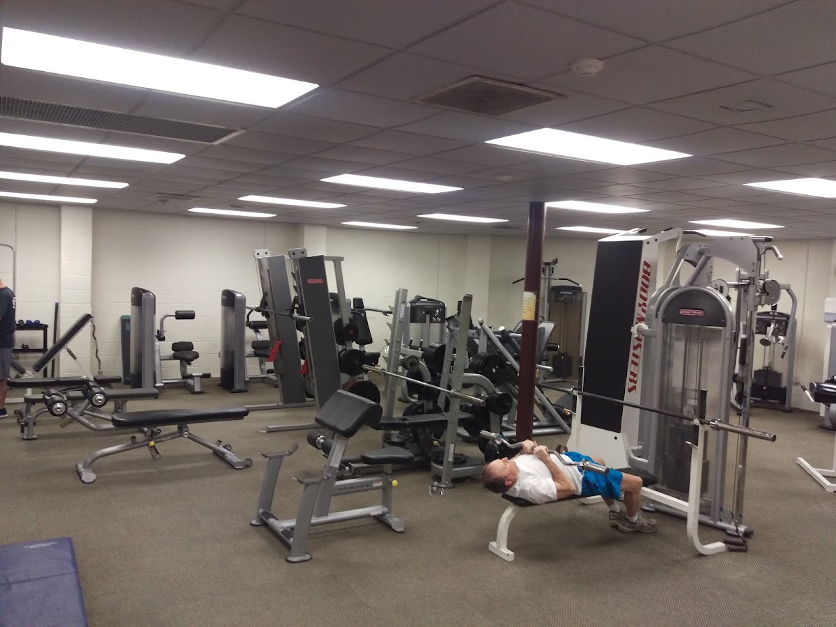 Spinnaker Point Recreation Center - Photo 1