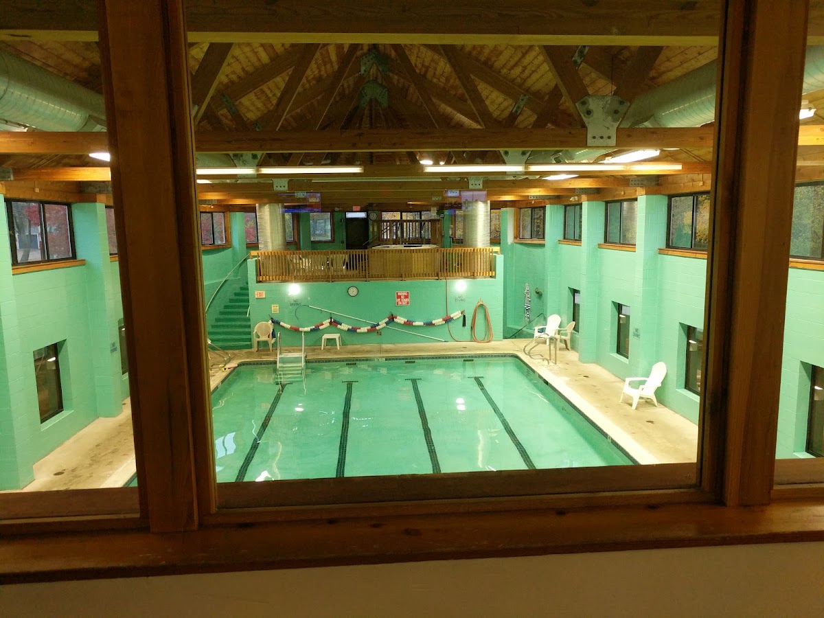 Spinnaker Point Recreation Center - Photo 2
