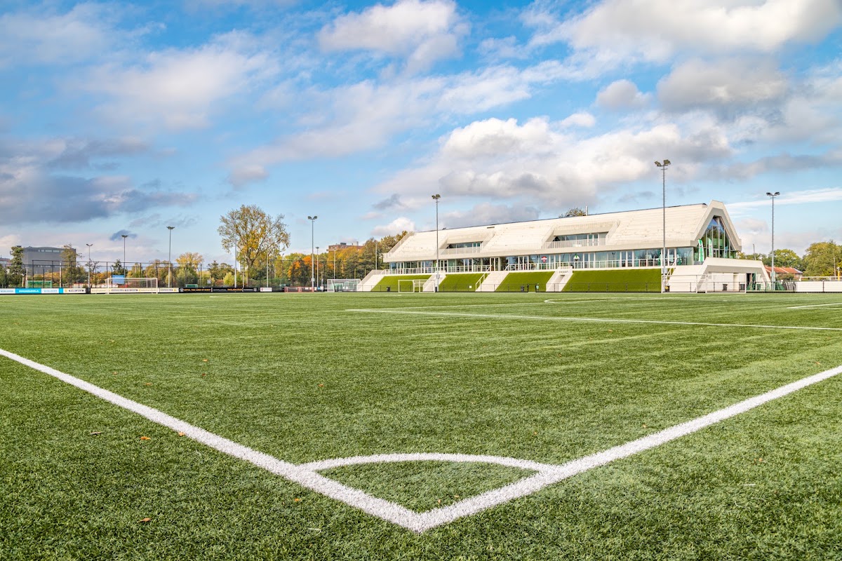 Sportcomplex Olympia - Photo 1