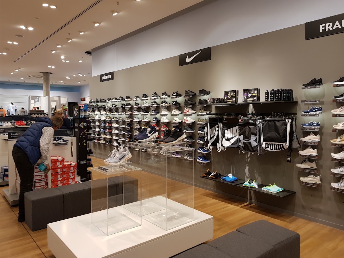 SportScheck Frankfurt am Main - Photo 3