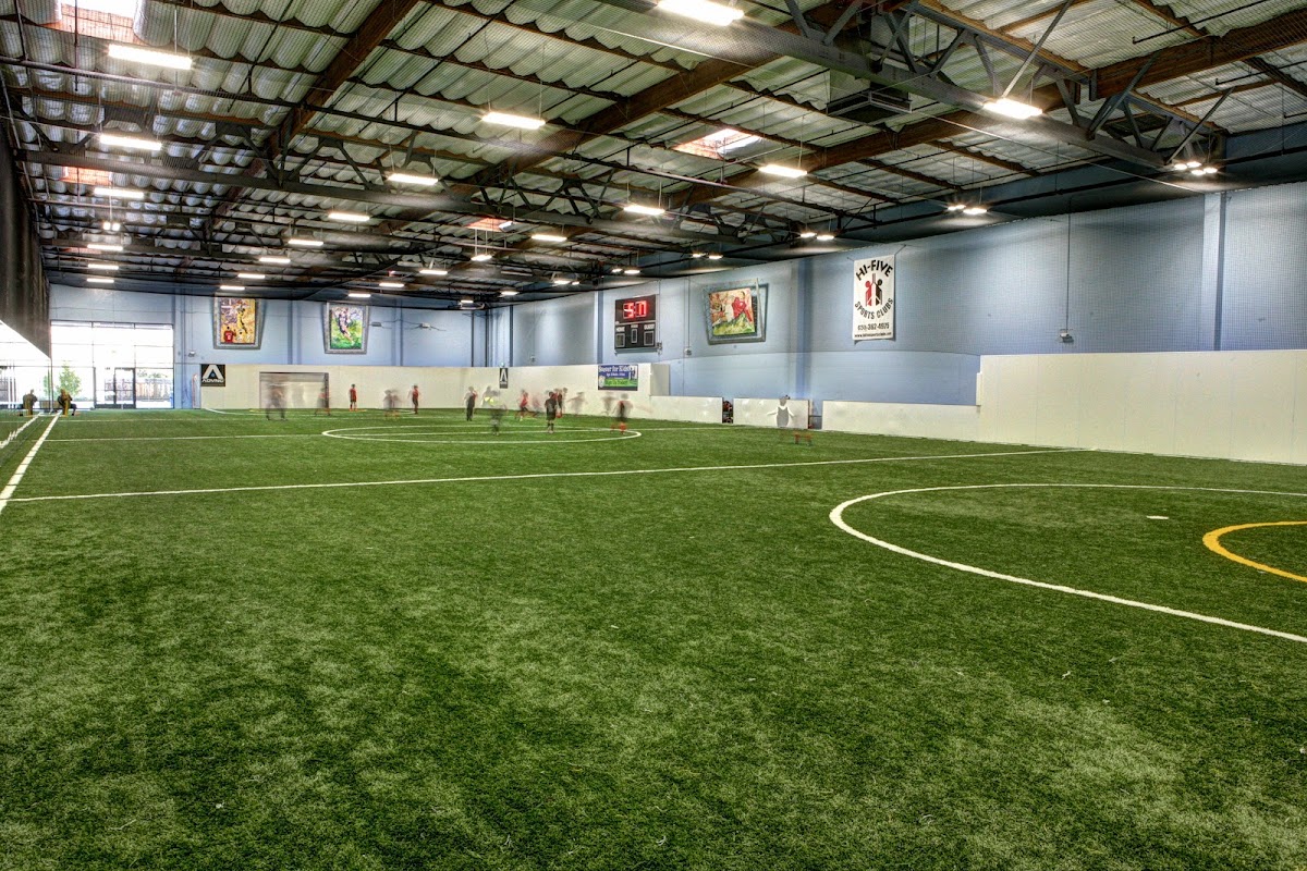 SportsHouse - Photo 1