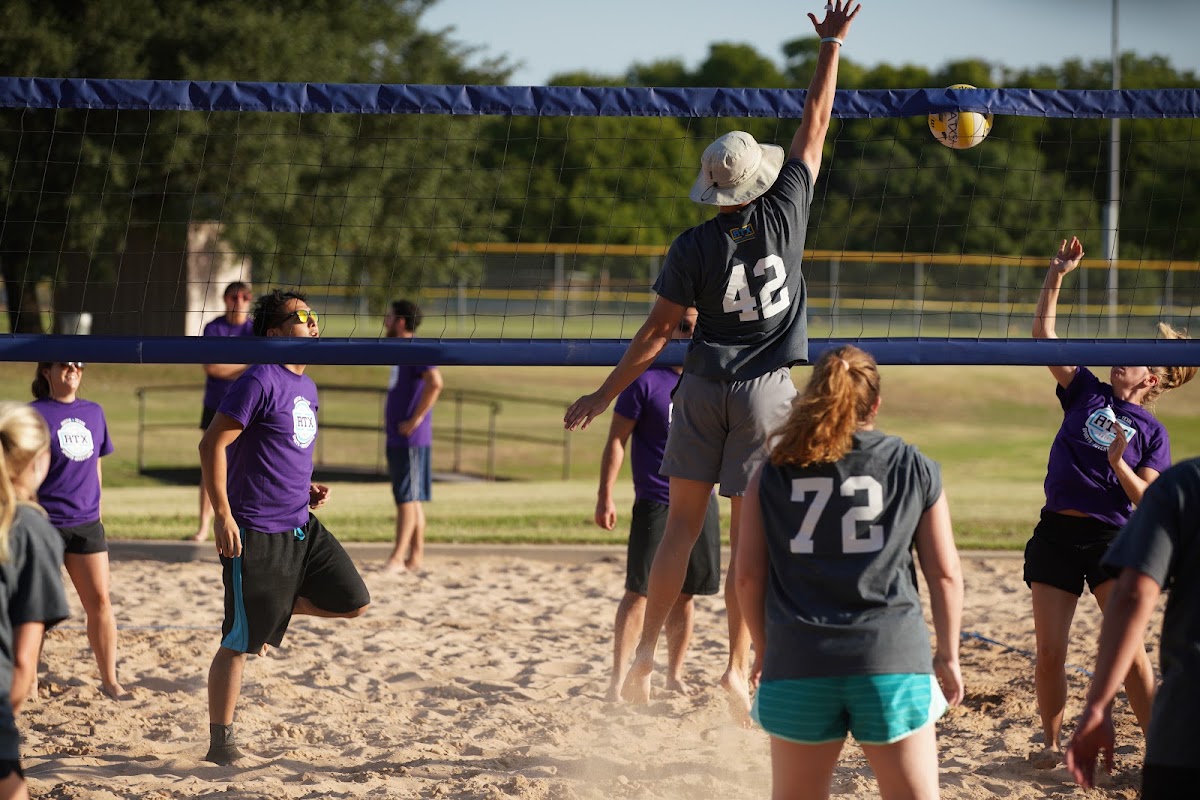 SPORTSKIND - Austin - Photo 1