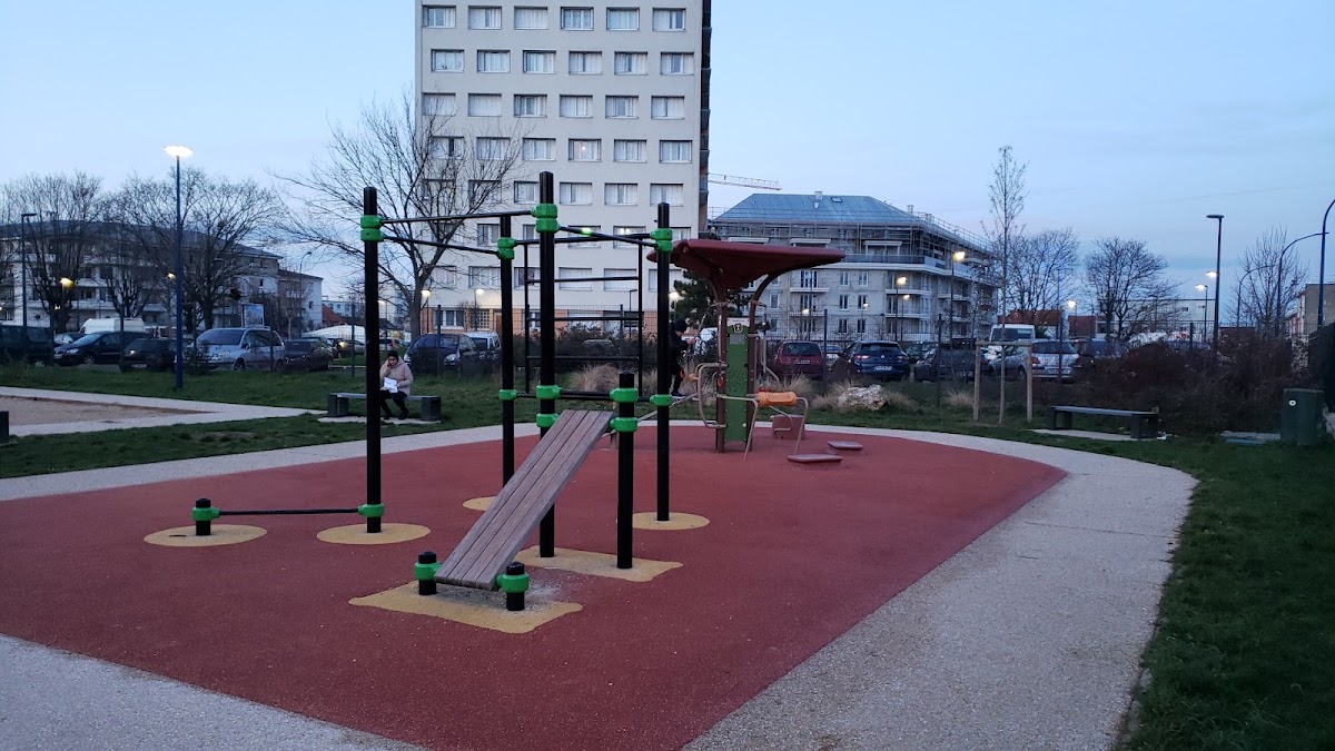 Square du Chevalier de la Barre - Photo 2