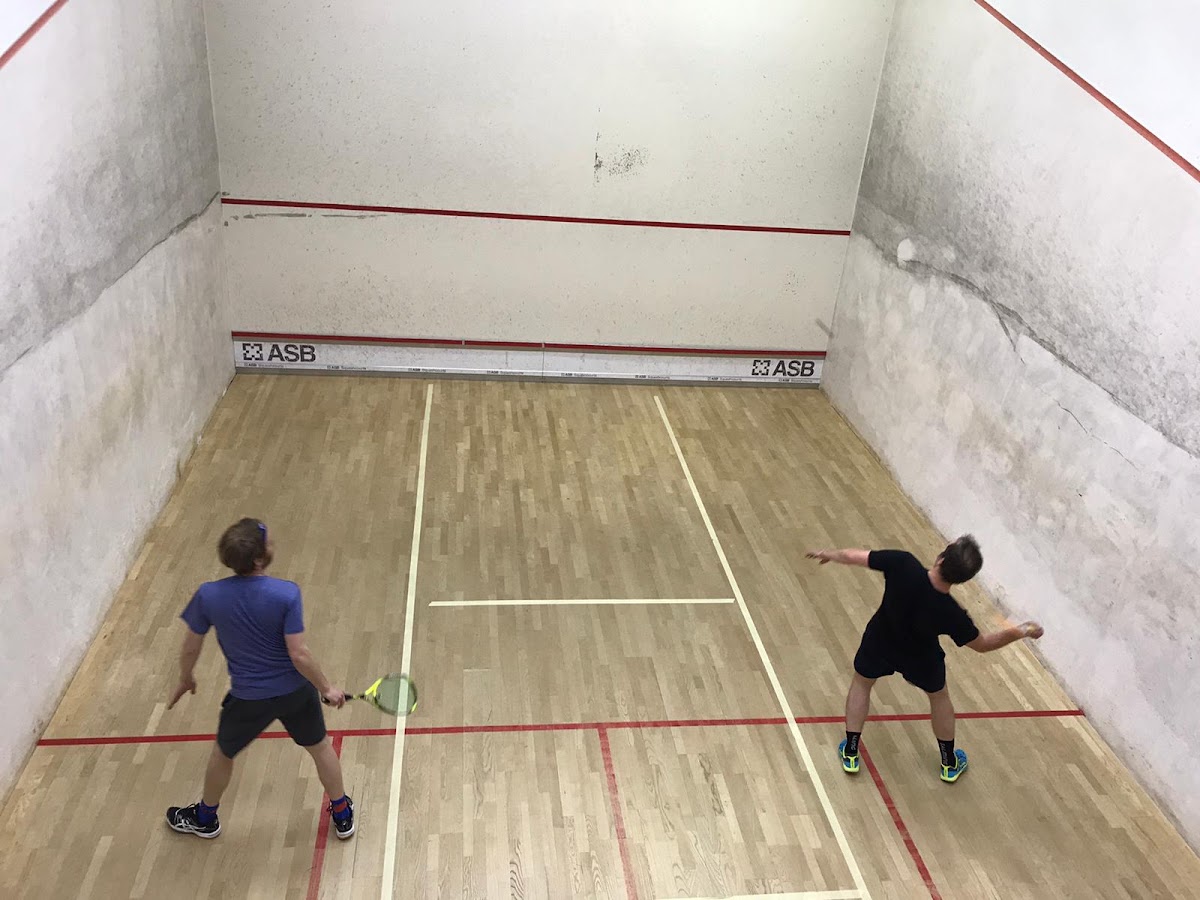 Squash Point - Photo 2