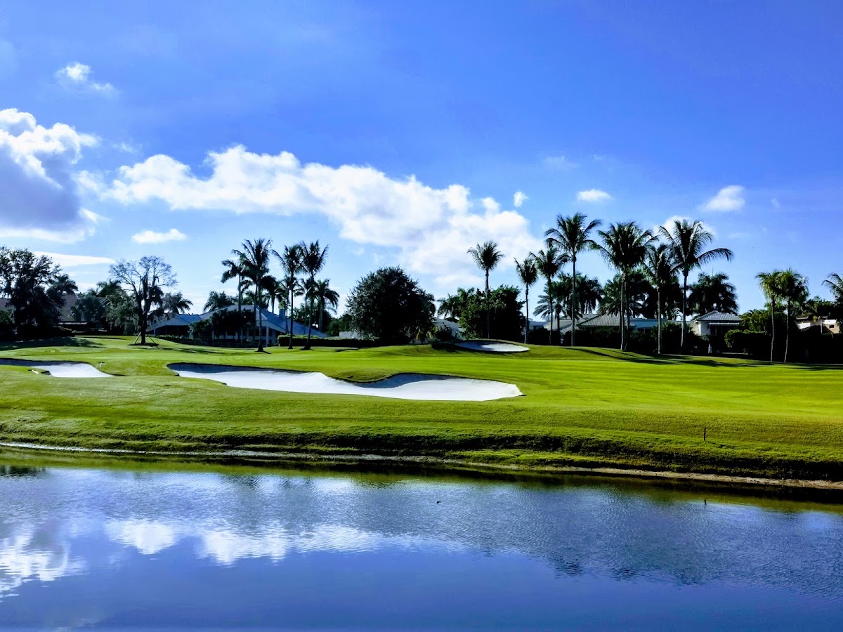 St Andrews Country Club - Photo 2