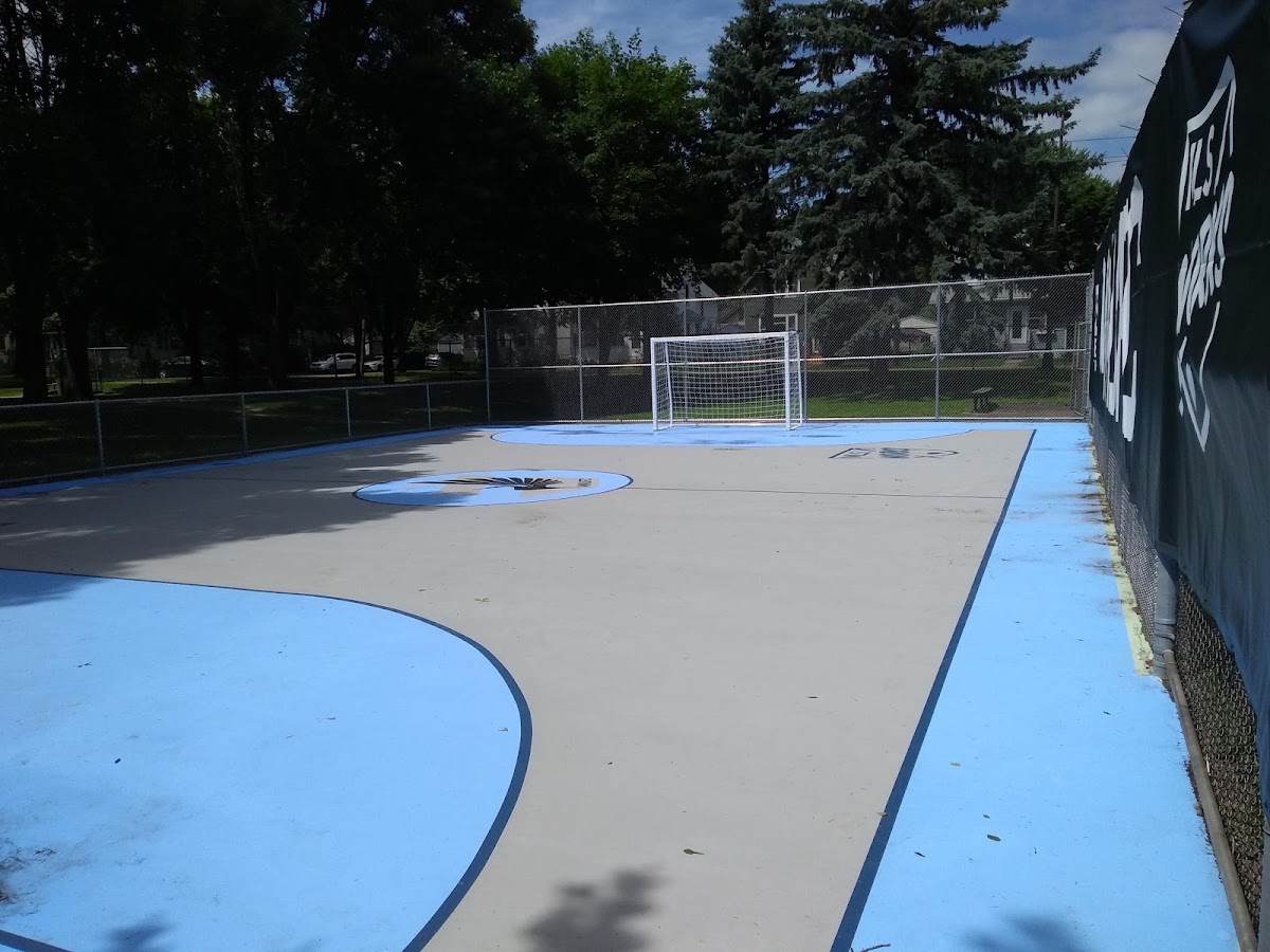 St. Clair Park Mini-Pitch - Photo 2